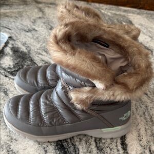 The North Face Women's Gray and Brown Thermoball Microbaffle Bootie